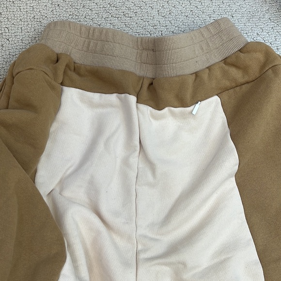 Fendi hoody and joggers. - Picture 8 of 8